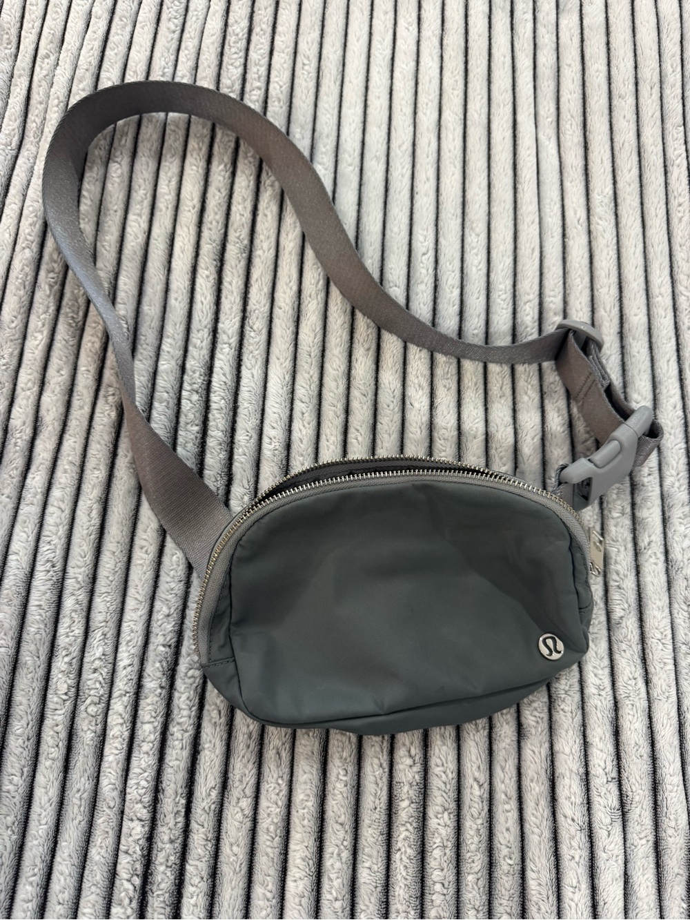Lululemon athletica Crossbody Waist Bag